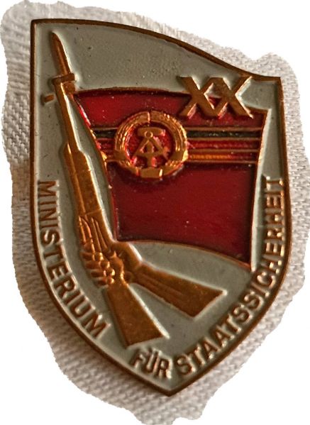 Datei:Orden - MfS.jpg