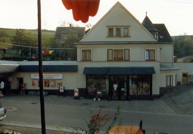 Datei:Nach der Wende.jpg