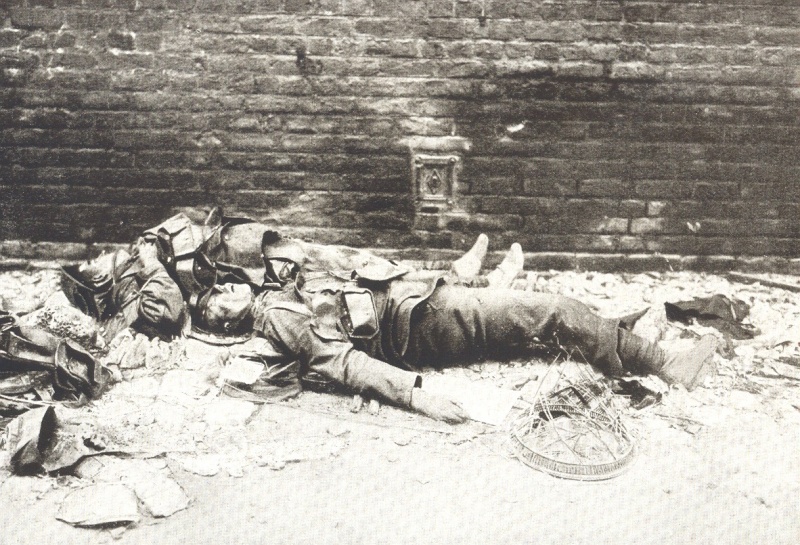 Datei:Leichenberge 14.jpg