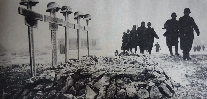 Datei:Gefallen - Rußland - Wehrmacht.jpg