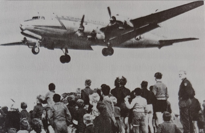 Datei:Blockade - Berlin.jpg