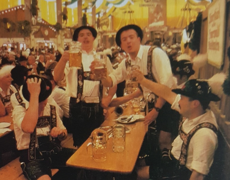 Datei:München - Oktoberfest.jpg