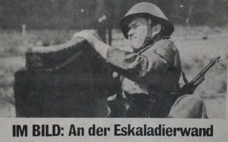 Datei:Eskaladierwand .jpg